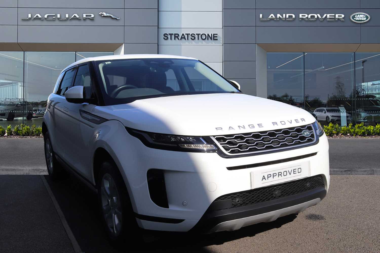 Main listing image - Land Rover Range Rover Evoque