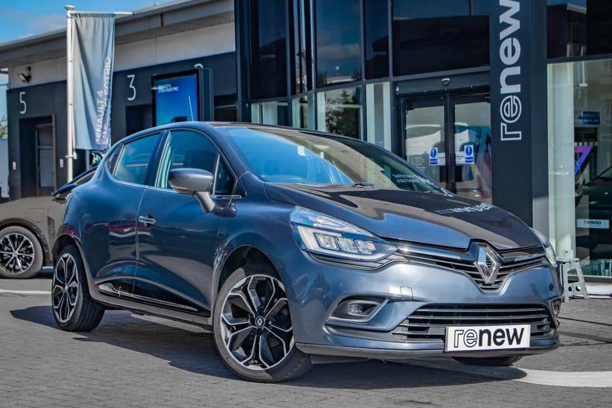 Main listing image - Renault Clio