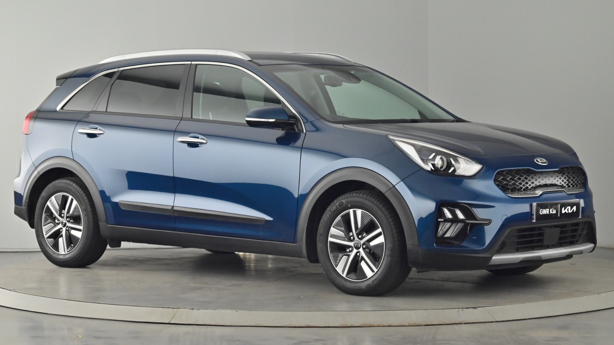 Main listing image - Kia Niro