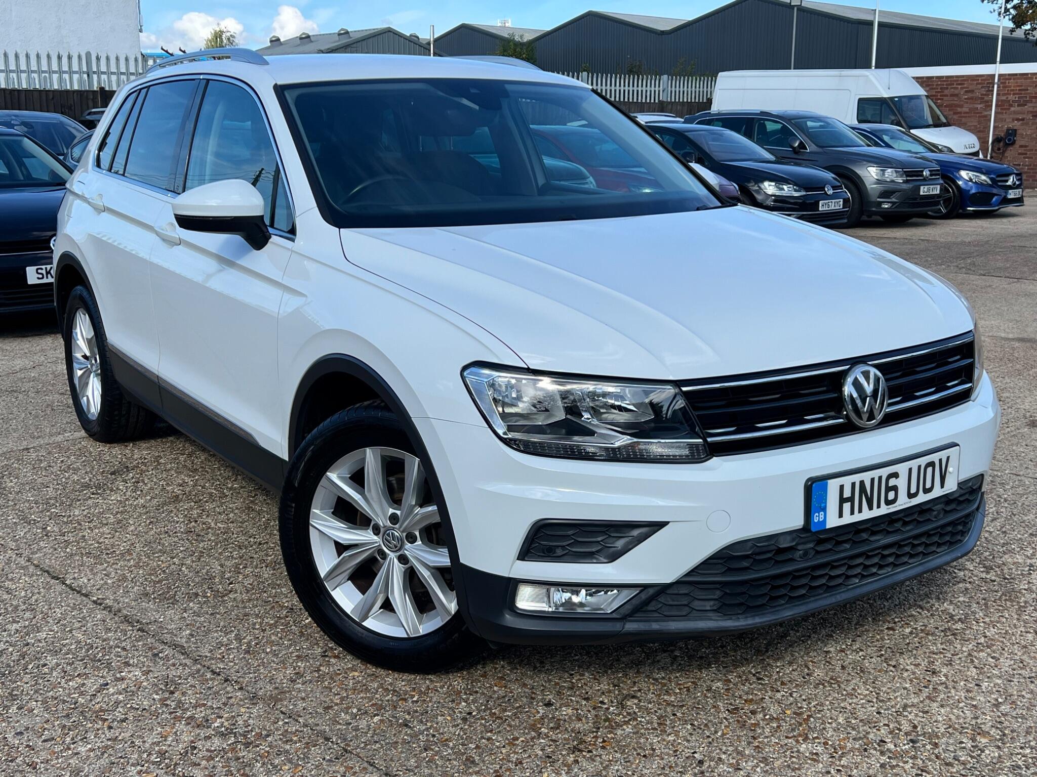 Main listing image - Volkswagen Tiguan