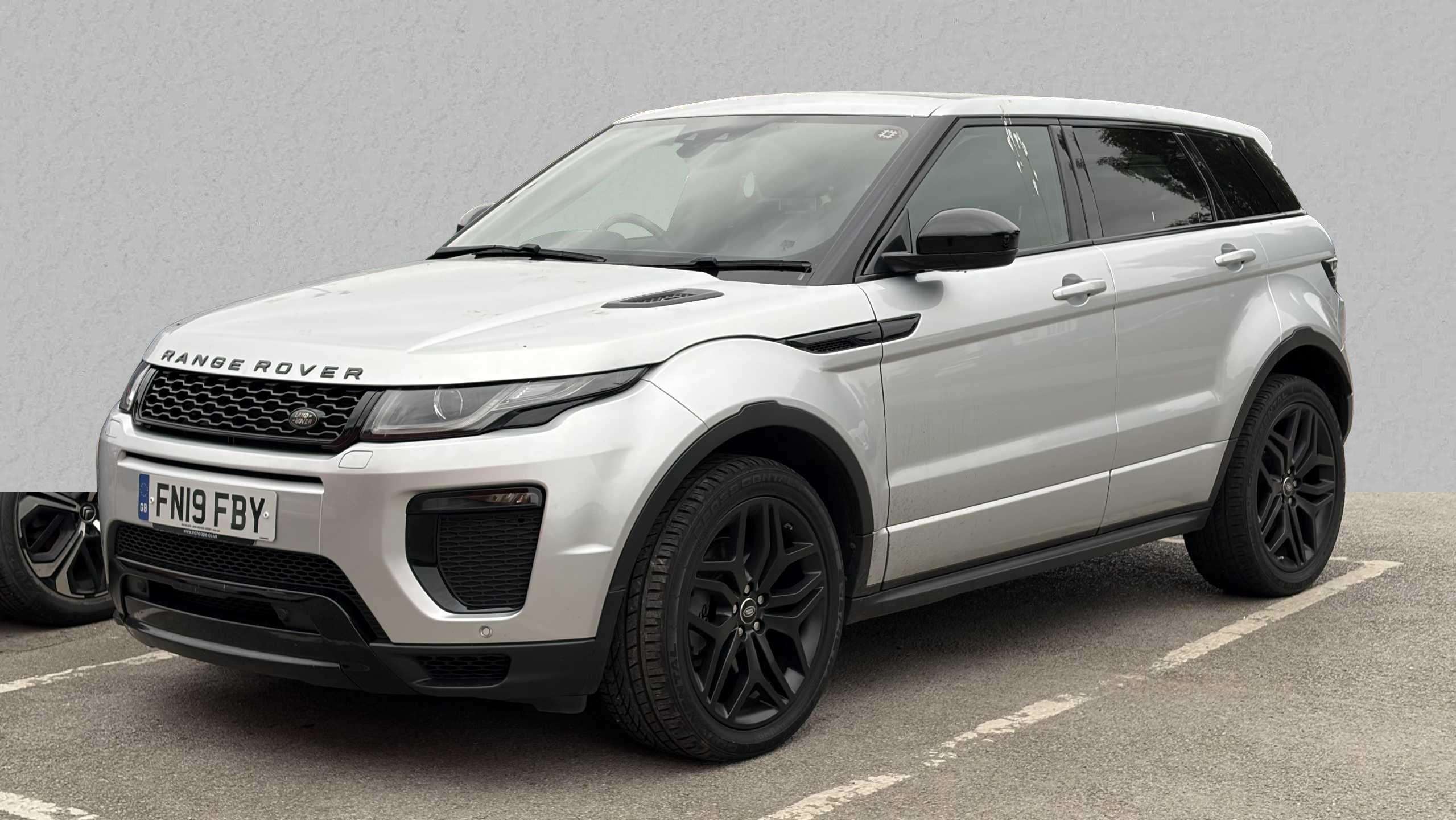 Main listing image - Land Rover Range Rover Evoque