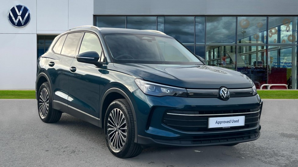 Main listing image - Volkswagen Tiguan