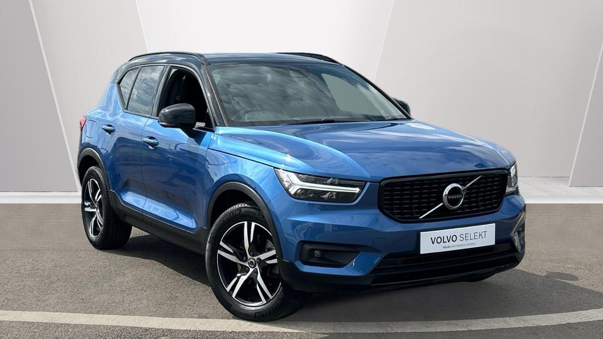 Main listing image - Volvo XC40