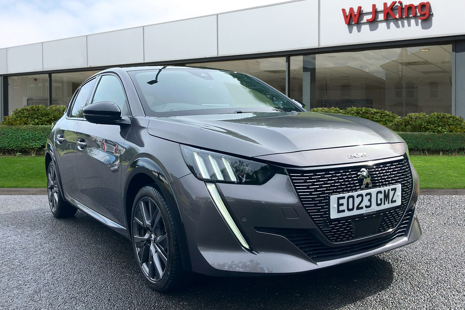 Main listing image - Peugeot 208