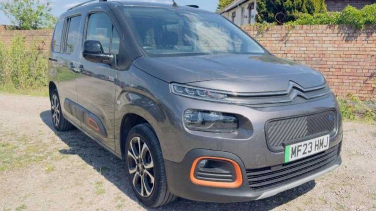 Main listing image - Citroen e-Berlingo