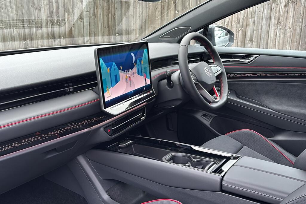 Main listing image - Volkswagen ID.7