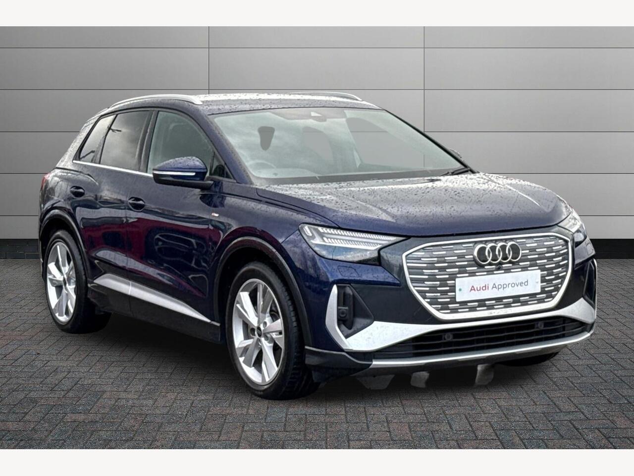 Main listing image - Audi Q4