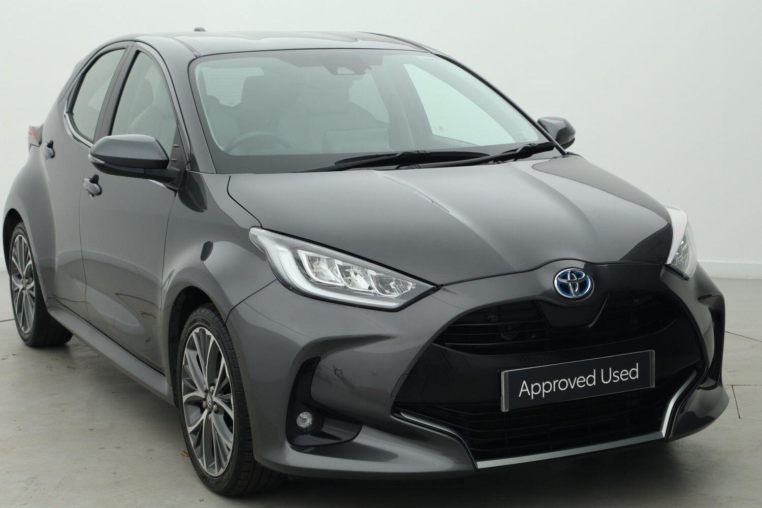 Main listing image - Toyota Yaris