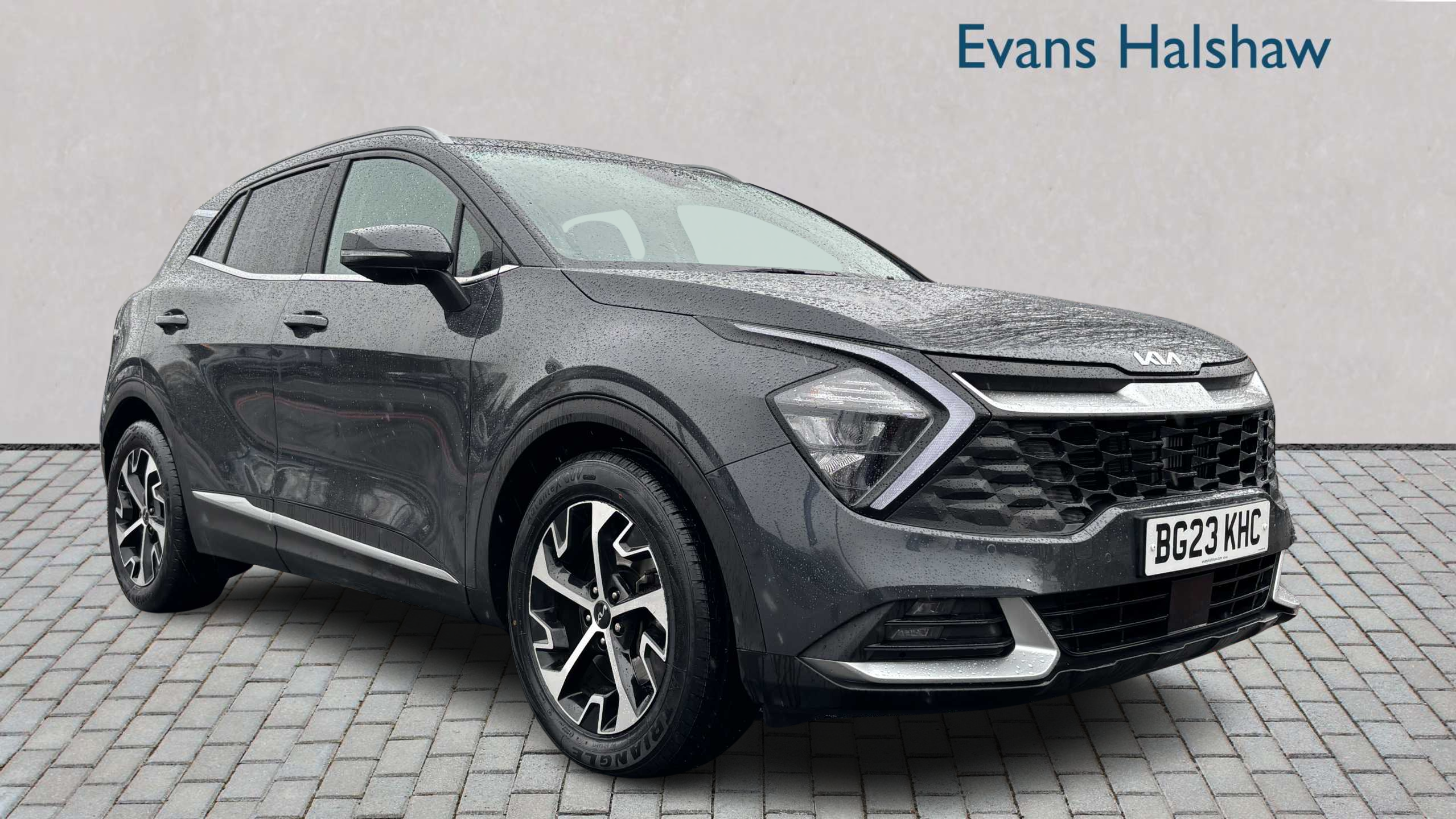 Main listing image - Kia Sportage