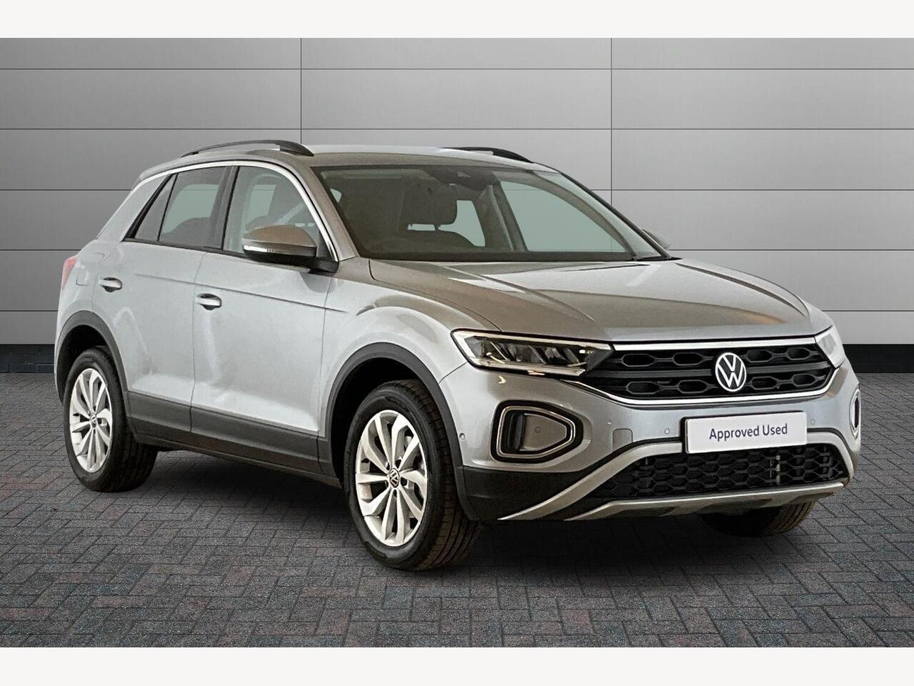 Main listing image - Volkswagen T-Roc