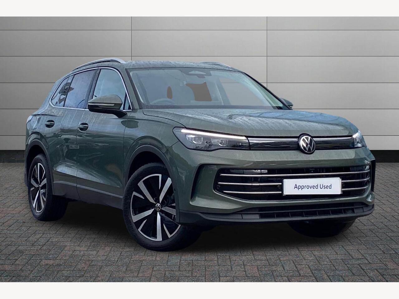 Main listing image - Volkswagen Tiguan