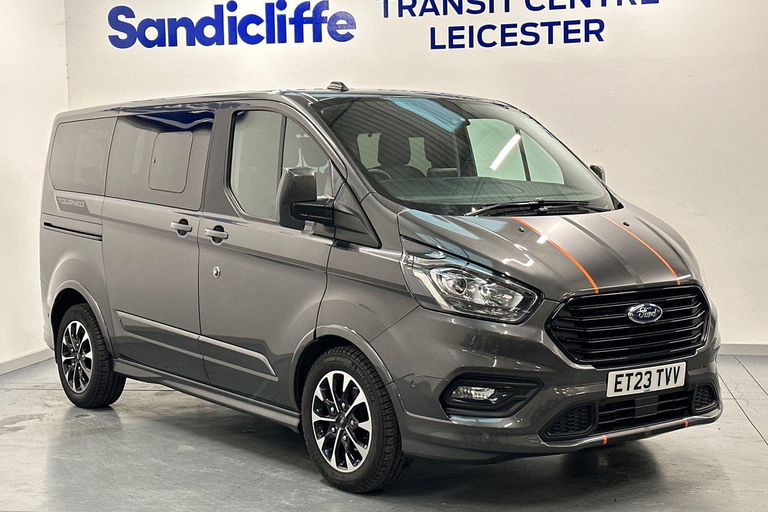 Main listing image - Ford Tourneo Custom