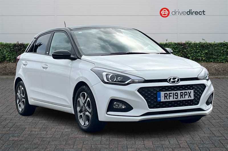 Main listing image - Hyundai i20