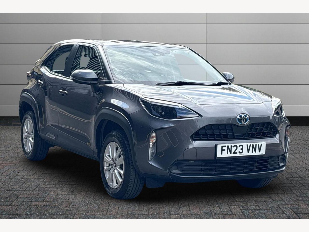 Main listing image - Toyota Yaris Cross