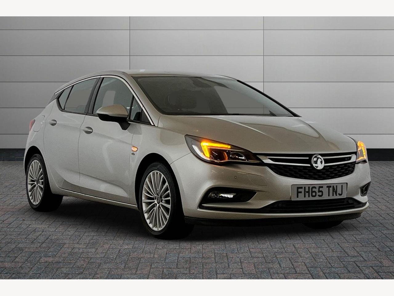 Main listing image - Vauxhall Astra