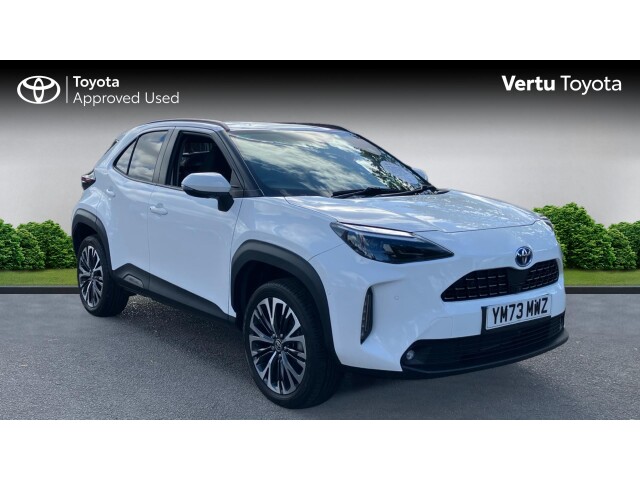 Main listing image - Toyota Yaris Cross