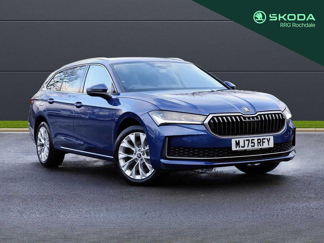 Main listing image - Skoda Superb Estate