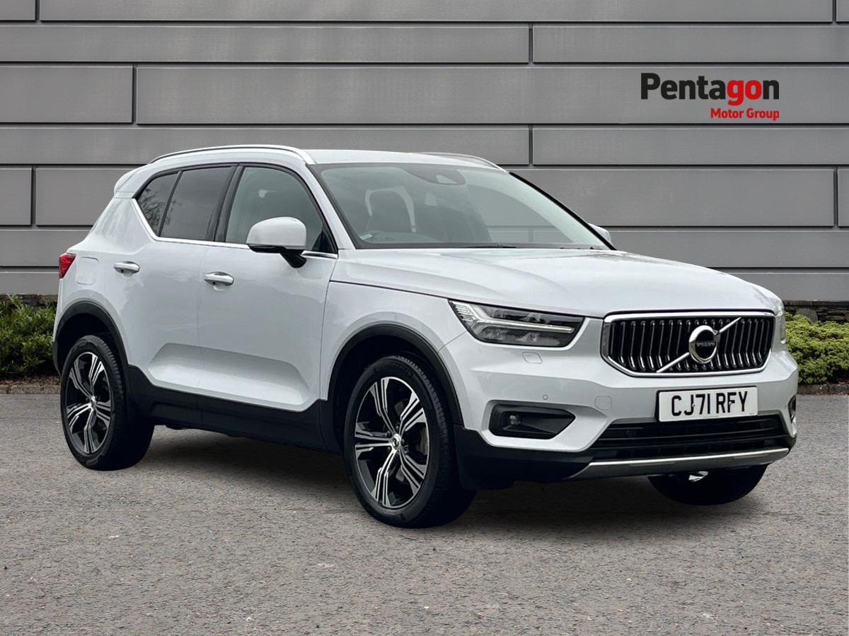 Main listing image - Volvo XC40 Recharge