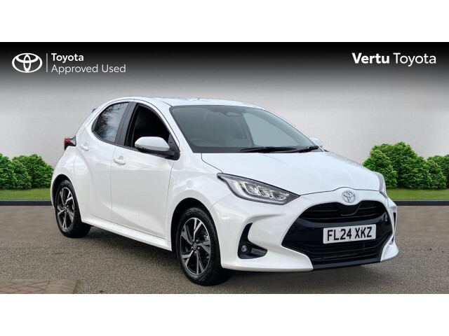 Main listing image - Toyota Yaris