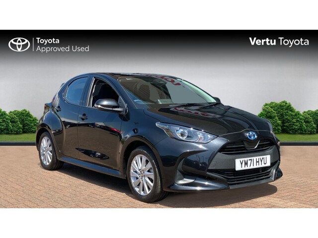 Main listing image - Toyota Yaris