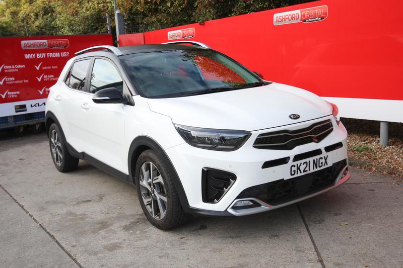 Main listing image - Kia Stonic