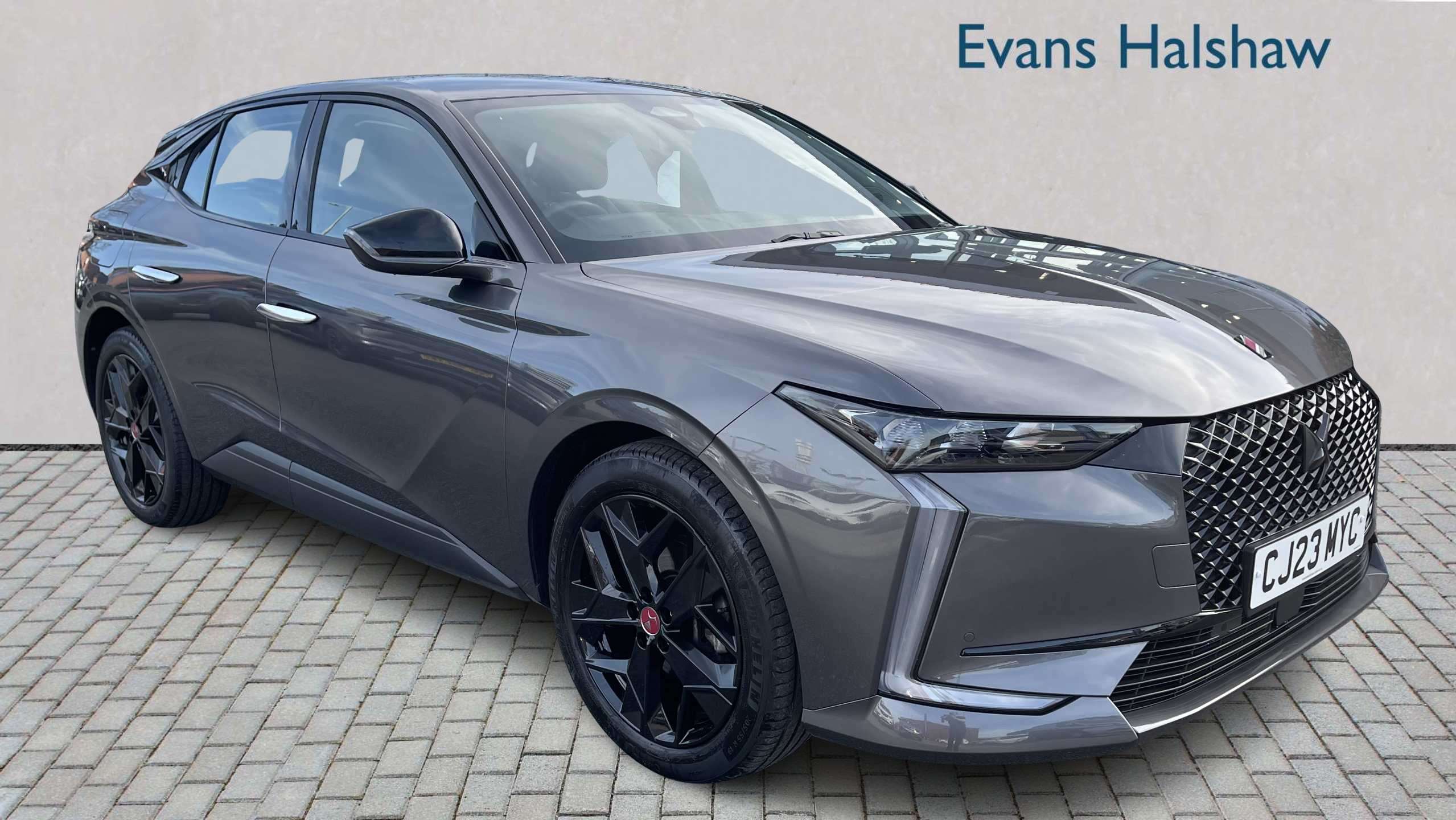 Main listing image - DS DS 4