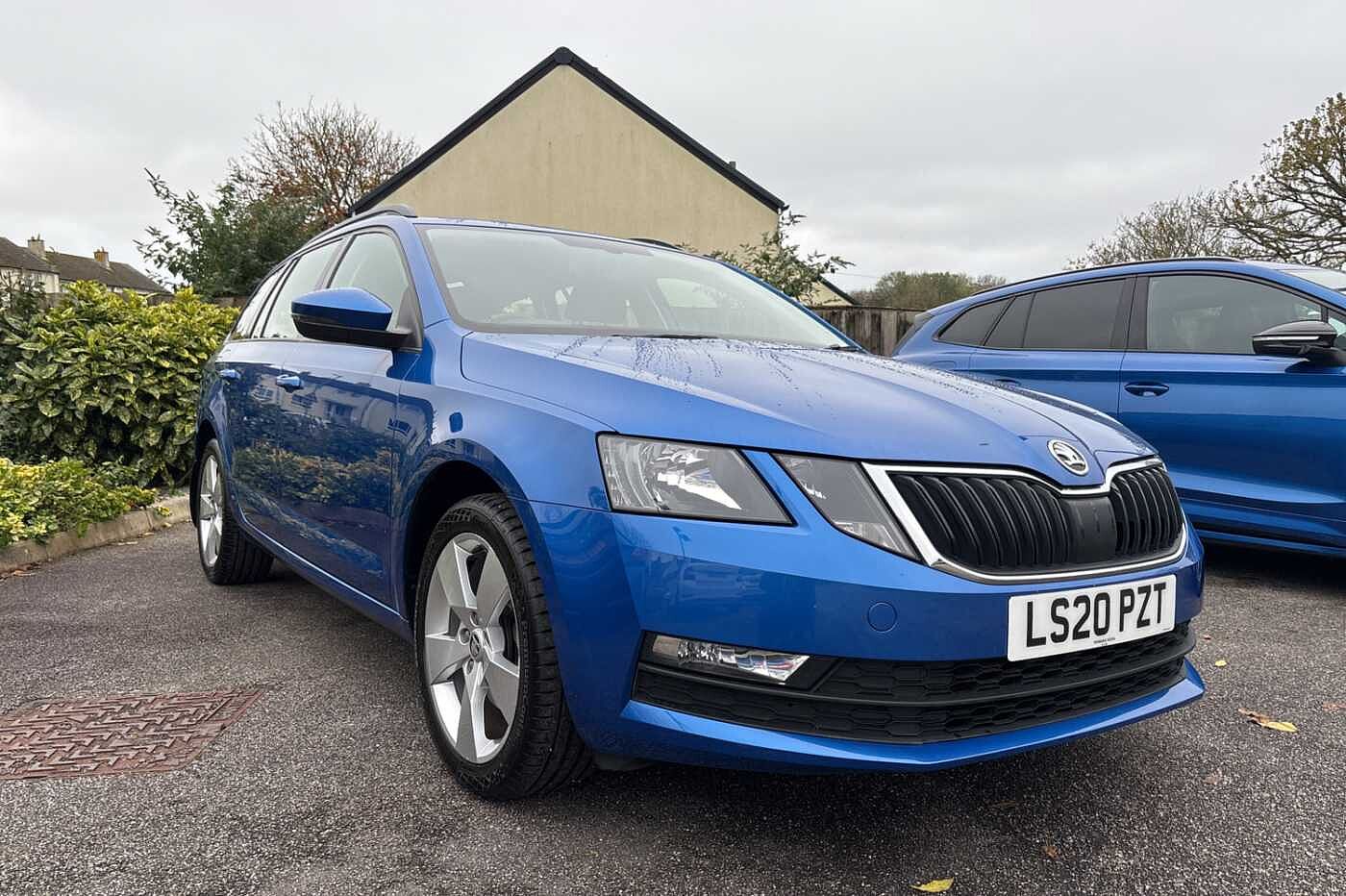 Main listing image - Skoda Octavia Estate