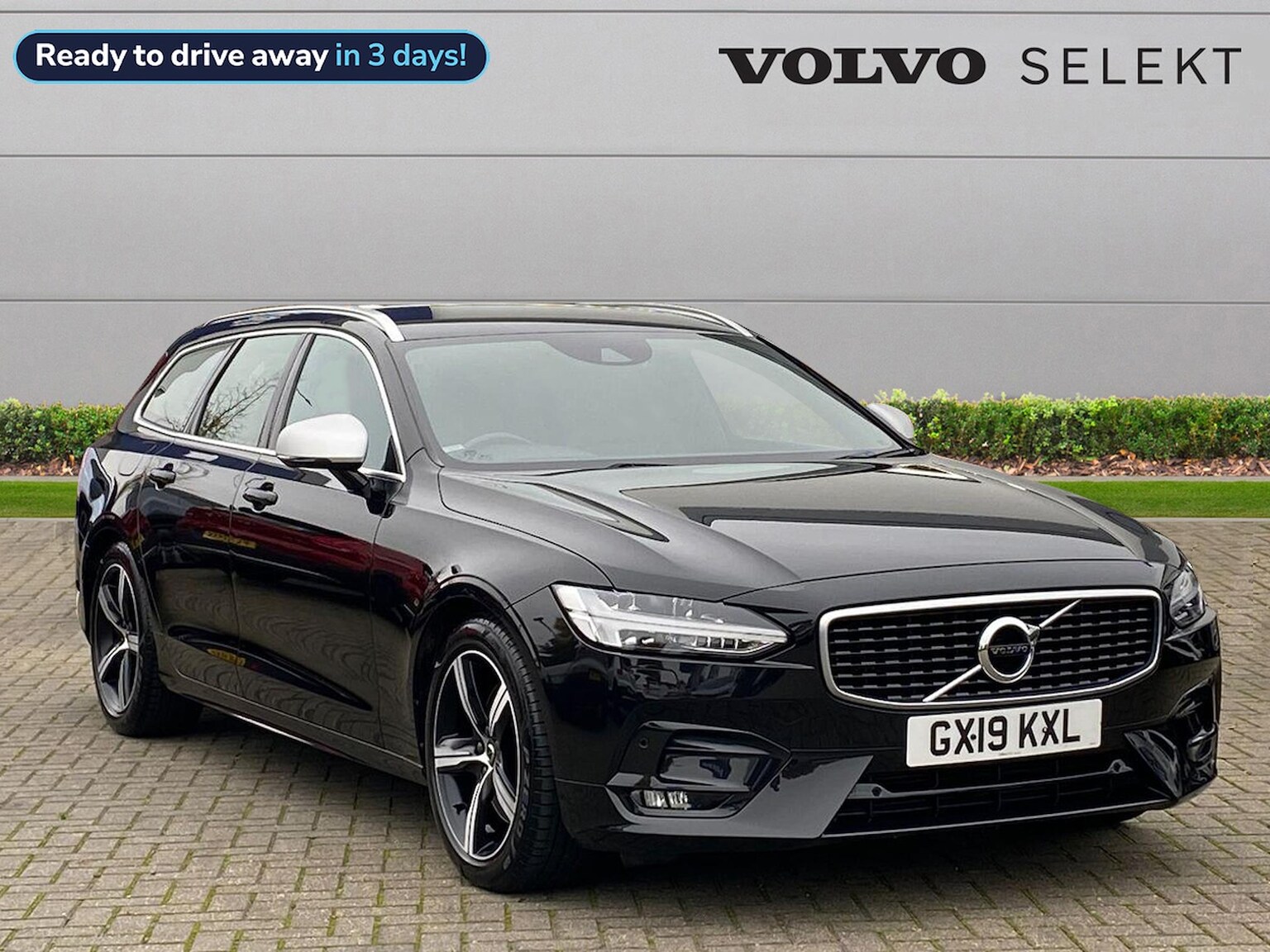 Main listing image - Volvo V90