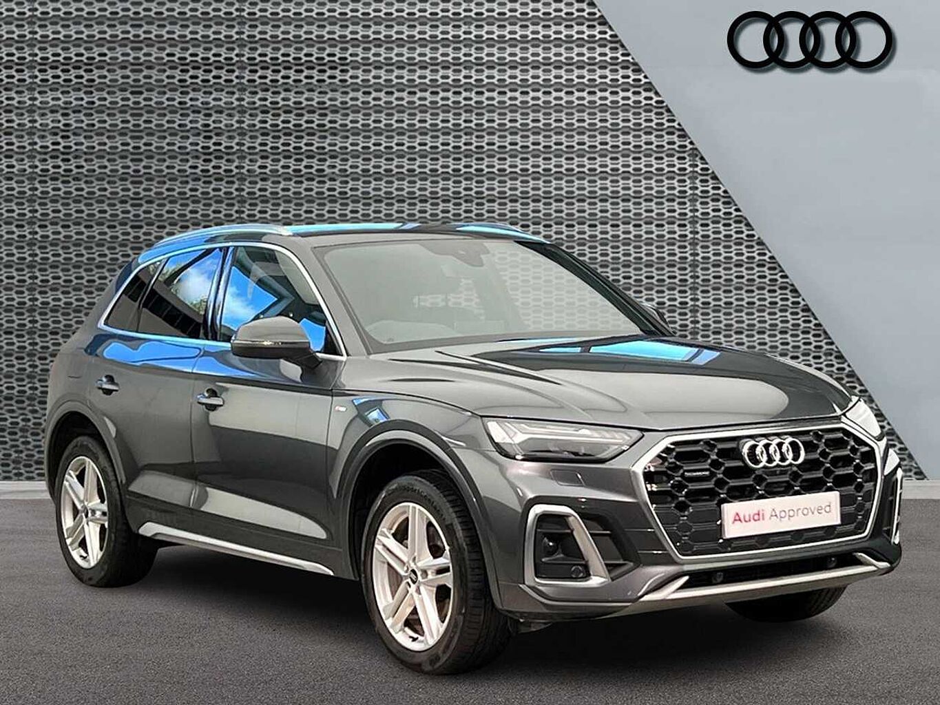 Main listing image - Audi Q5