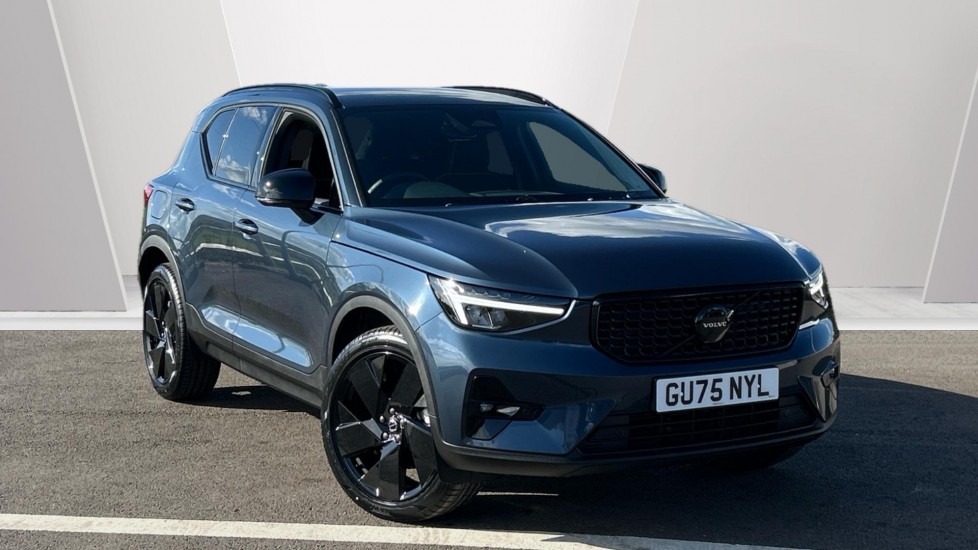 Main listing image - Volvo XC40