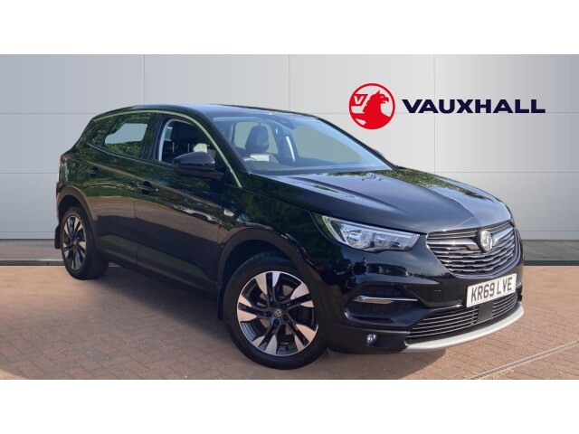 Main listing image - Vauxhall Grandland X
