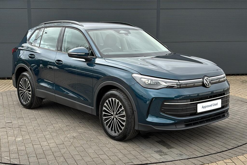Main listing image - Volkswagen Tiguan