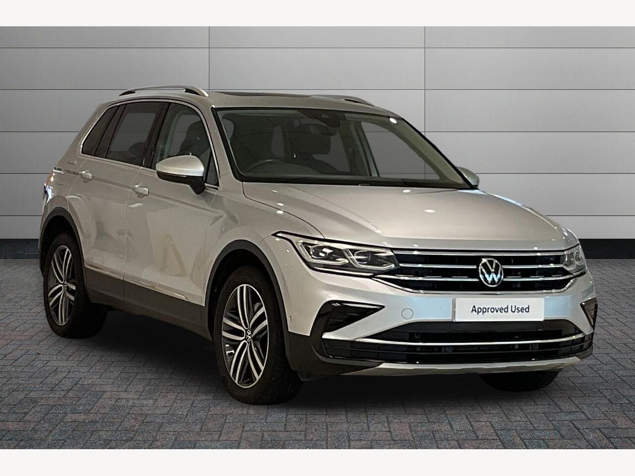 Main listing image - Volkswagen Tiguan