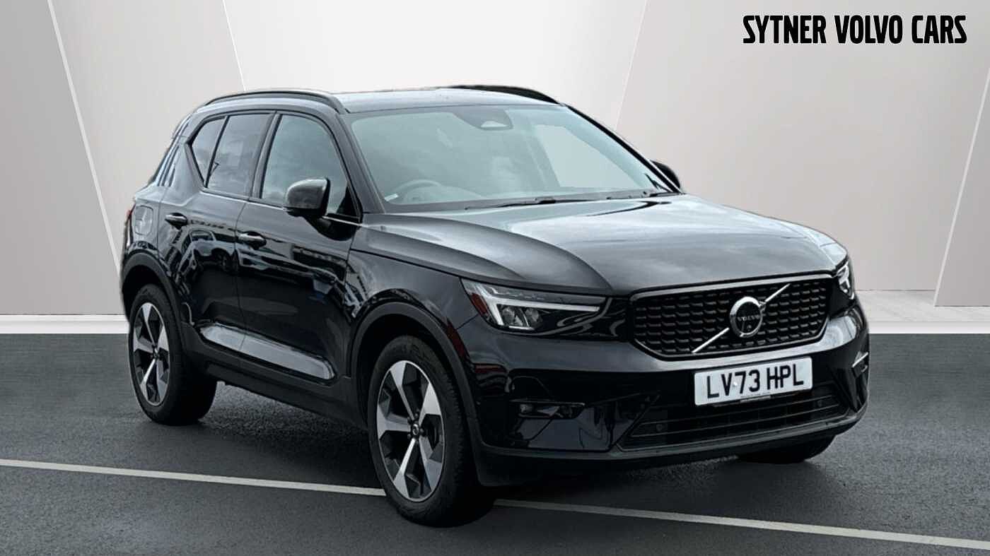 Main listing image - Volvo XC40