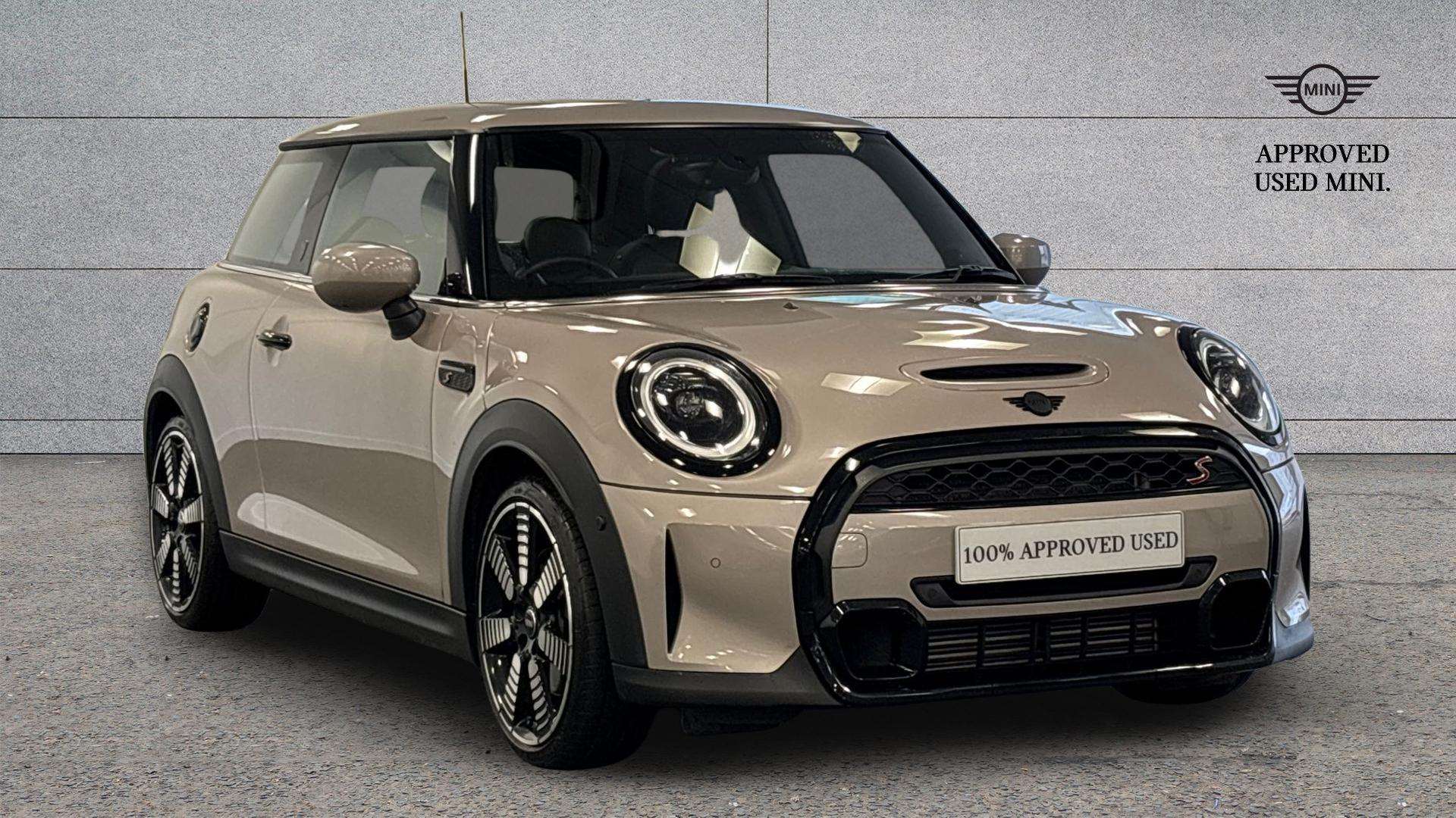 Main listing image - MINI Hatchback