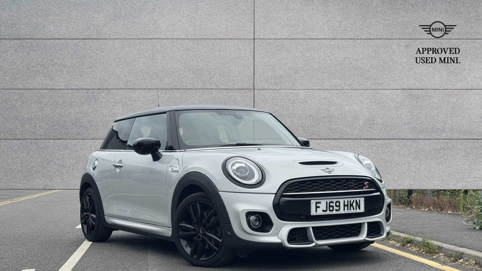 Main listing image - MINI Hatchback