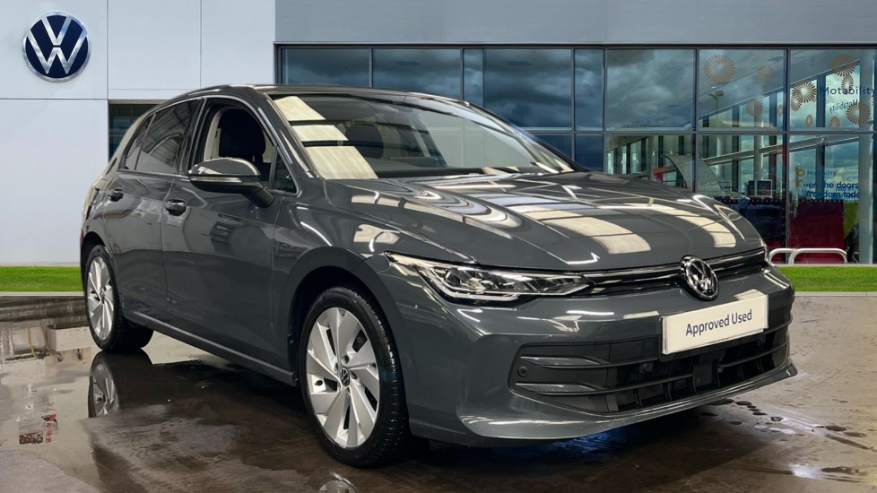 Main listing image - Volkswagen Golf