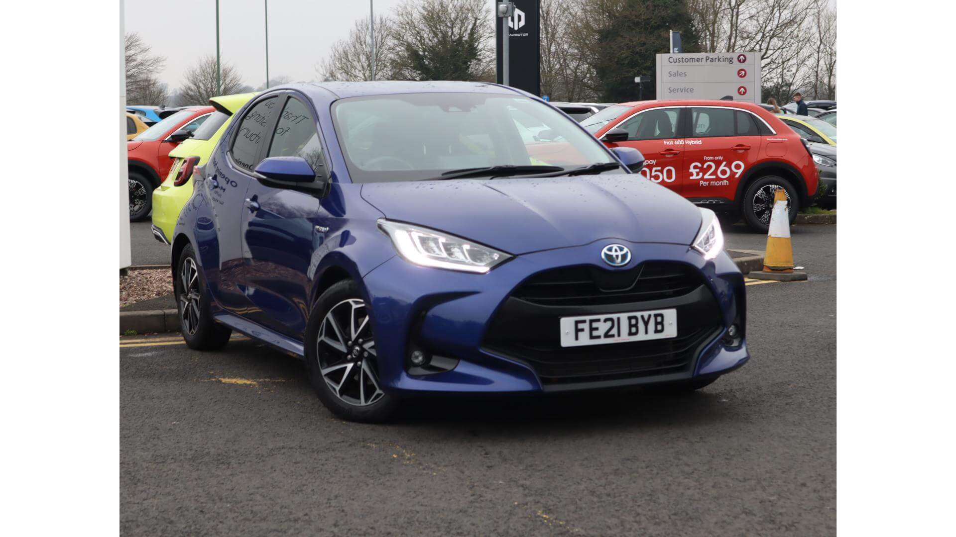 Main listing image - Toyota Yaris