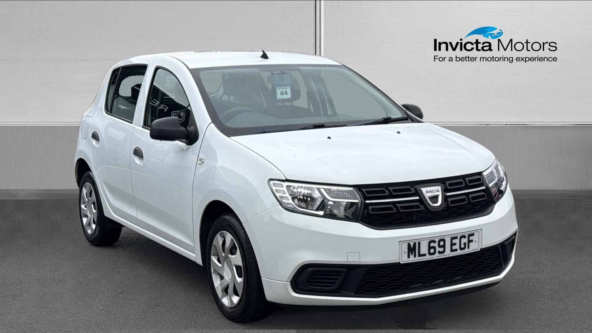 Main listing image - Dacia Sandero