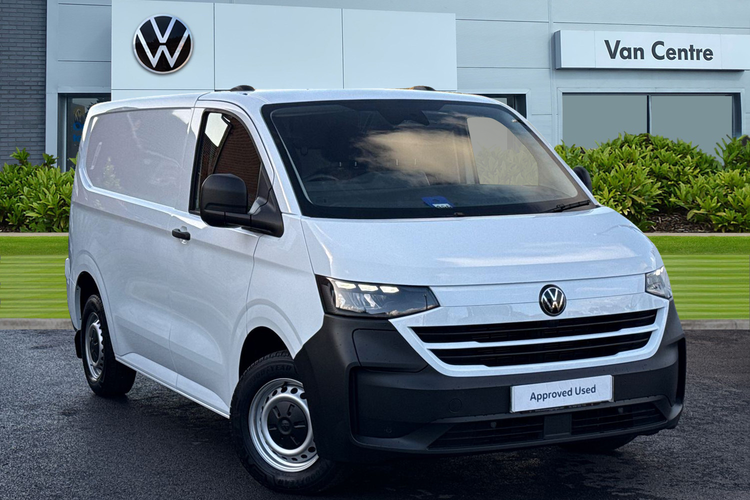 Main listing image - Volkswagen Transporter