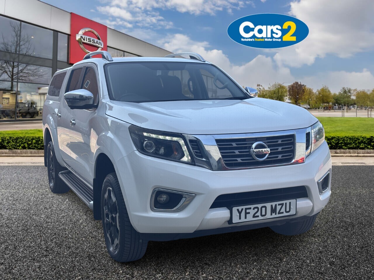 2020 NISSAN NAVARA