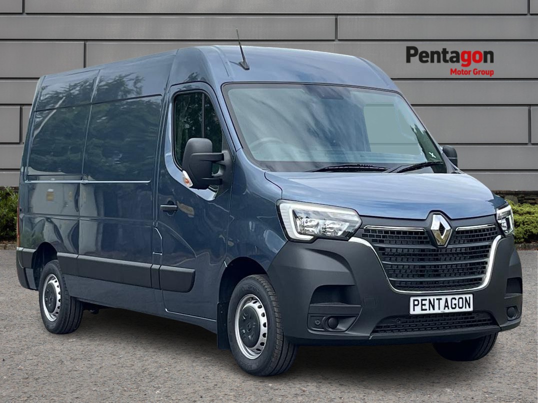 Main listing image - Renault Master