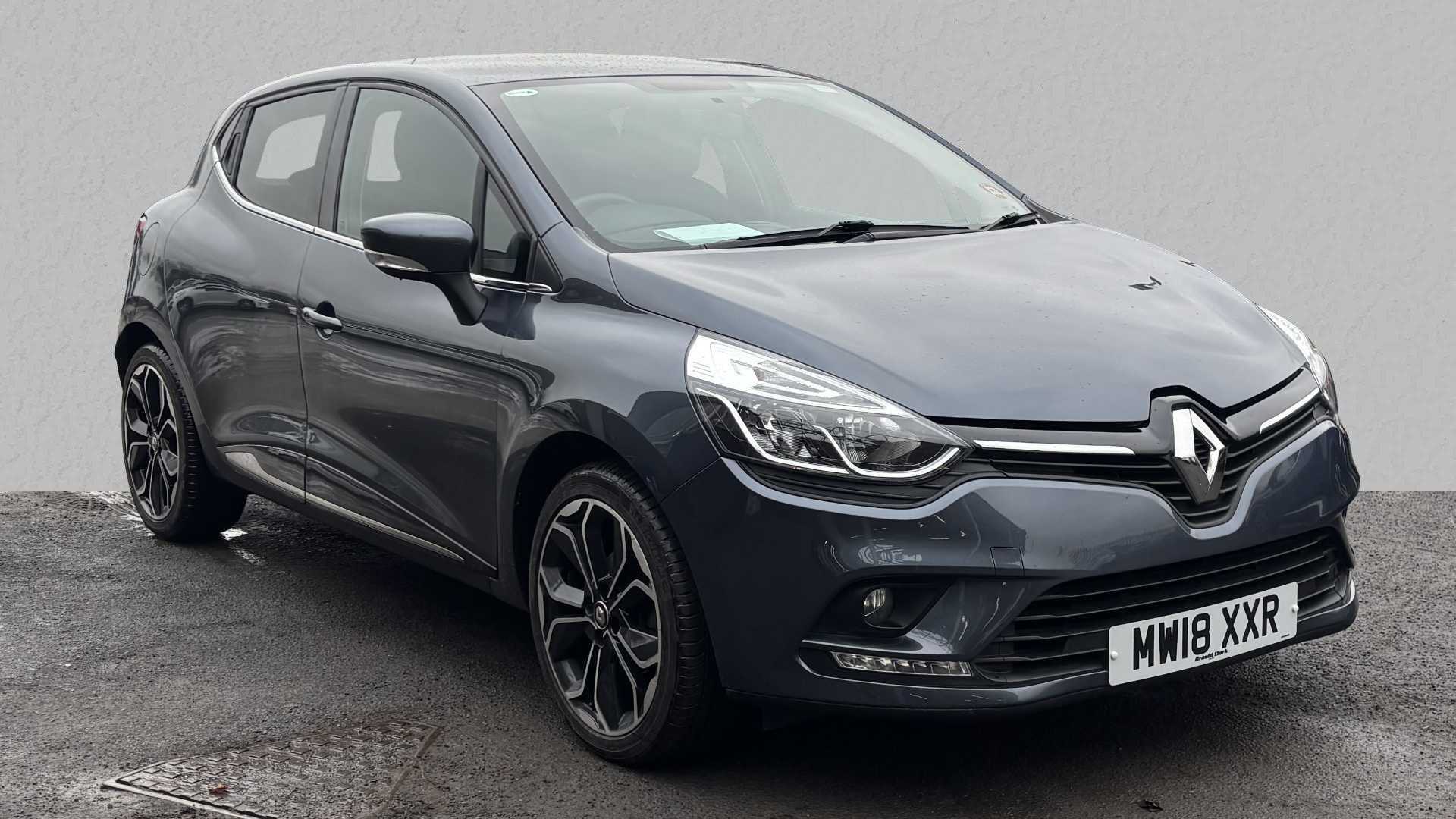 Main listing image - Renault Clio