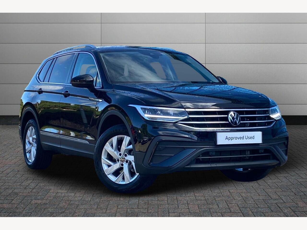 Main listing image - Volkswagen Tiguan Allspace