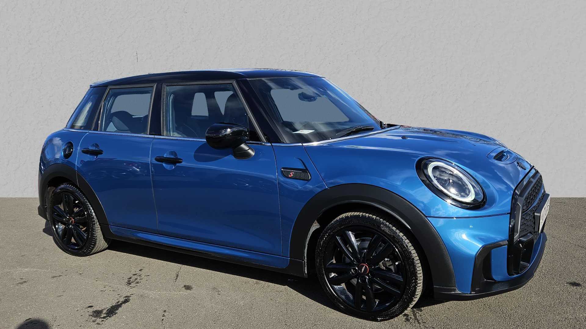 Main listing image - MINI Hatchback 5dr