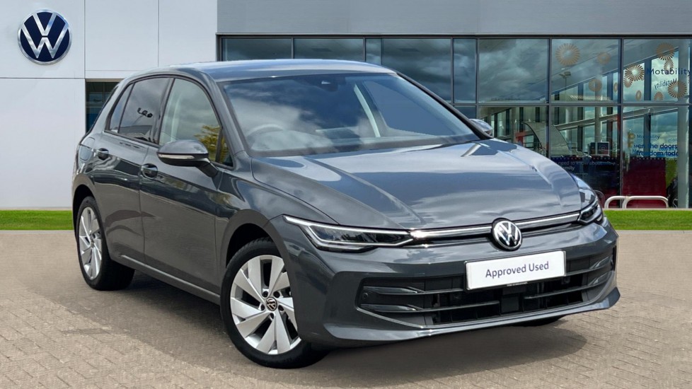 Main listing image - Volkswagen Golf