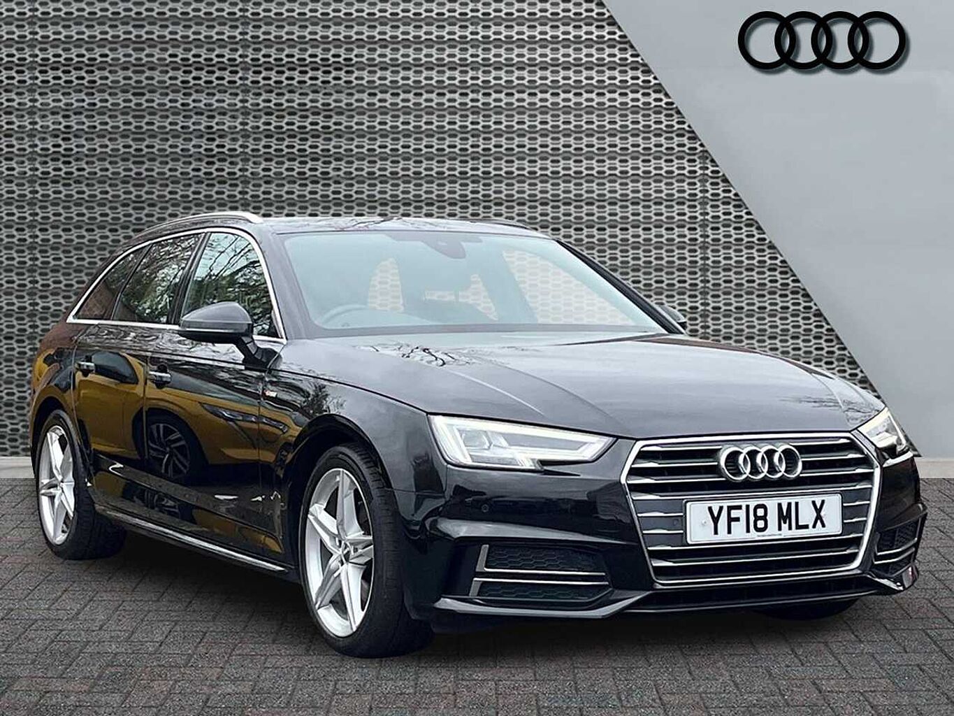 Main listing image - Audi A4 Avant