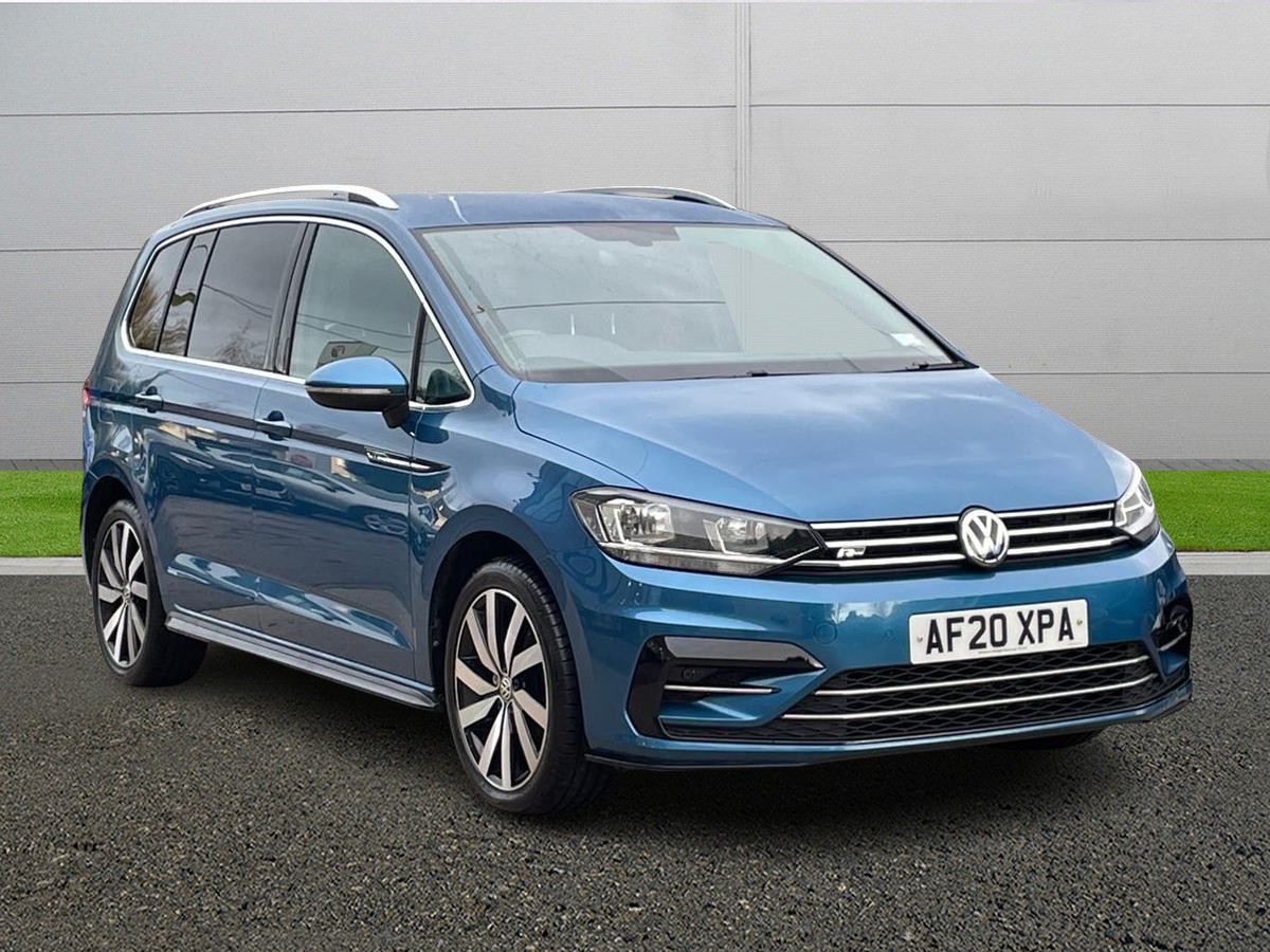 Main listing image - Volkswagen Touran