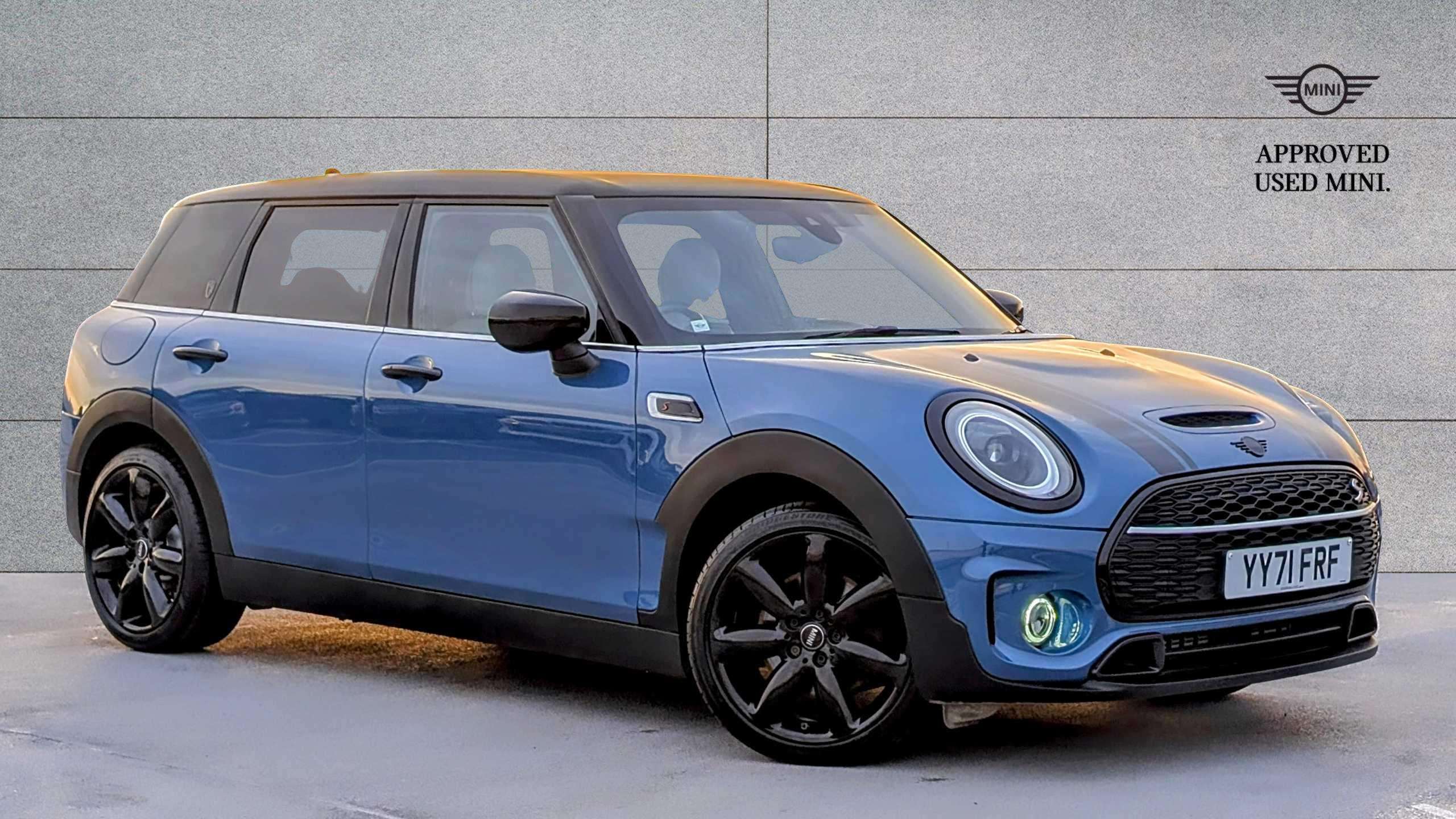 Main listing image - MINI Clubman