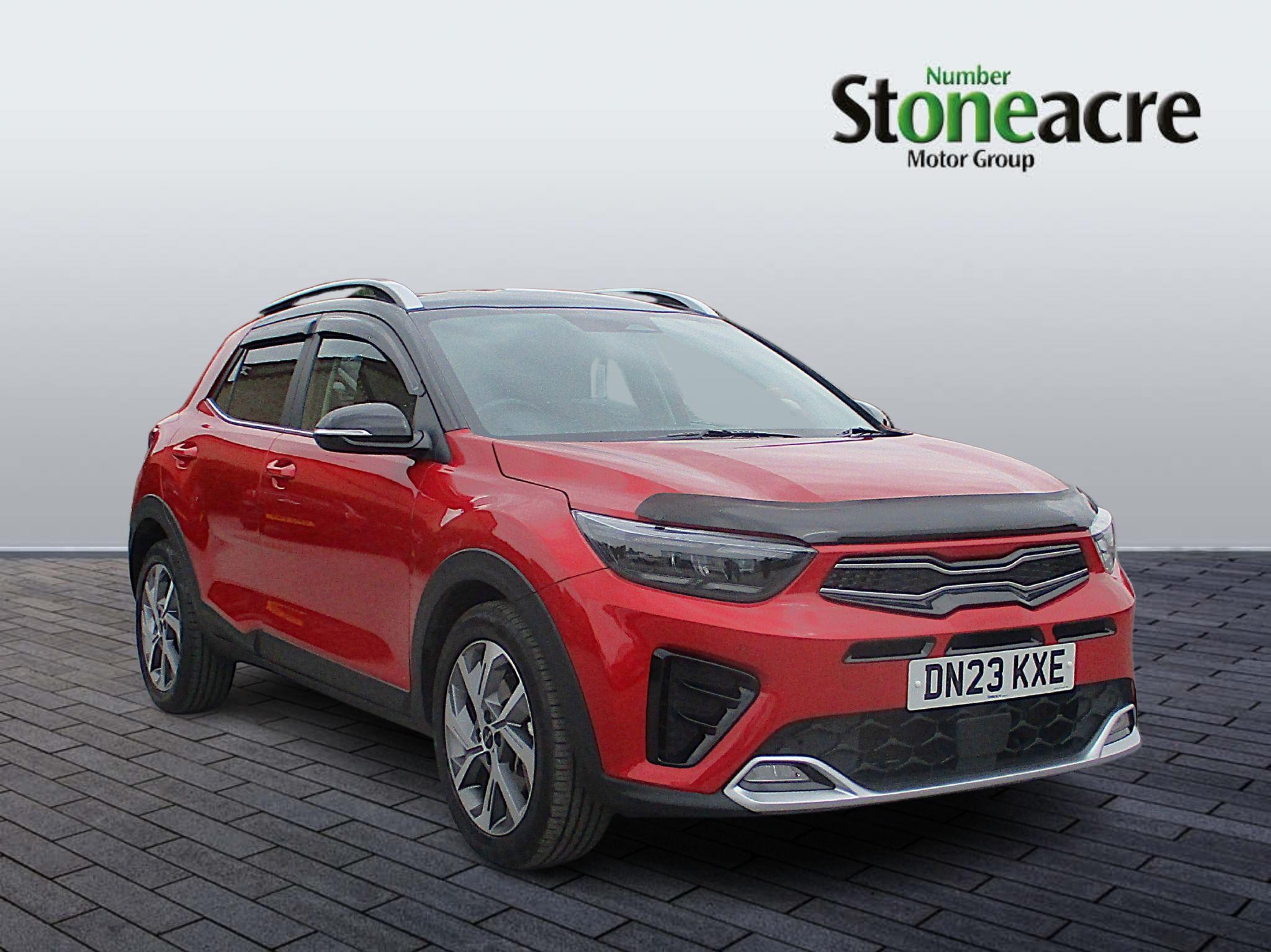 Main listing image - Kia Stonic